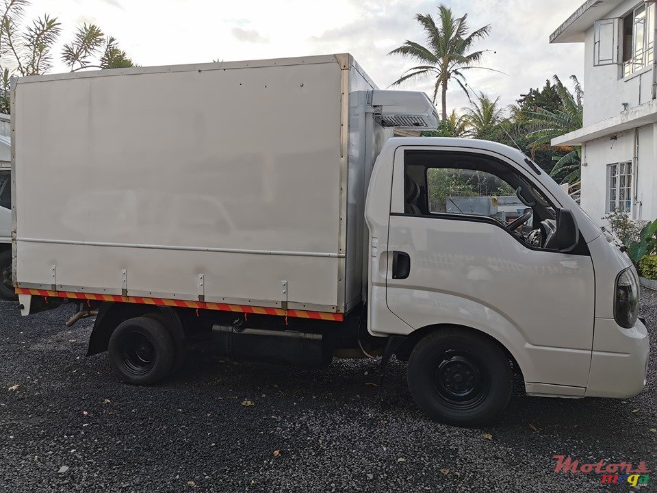 2013' Kia K2700 Frigobox photo #1