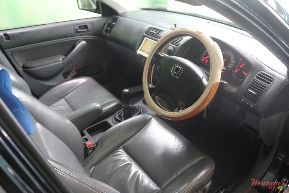 2004' Honda Civic Vtec Es8 photo #4