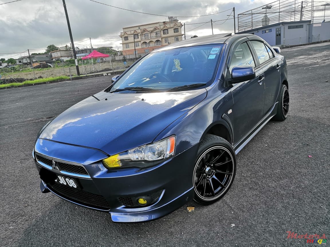 2008' Mitsubishi Lancer Evolution Ex photo #1