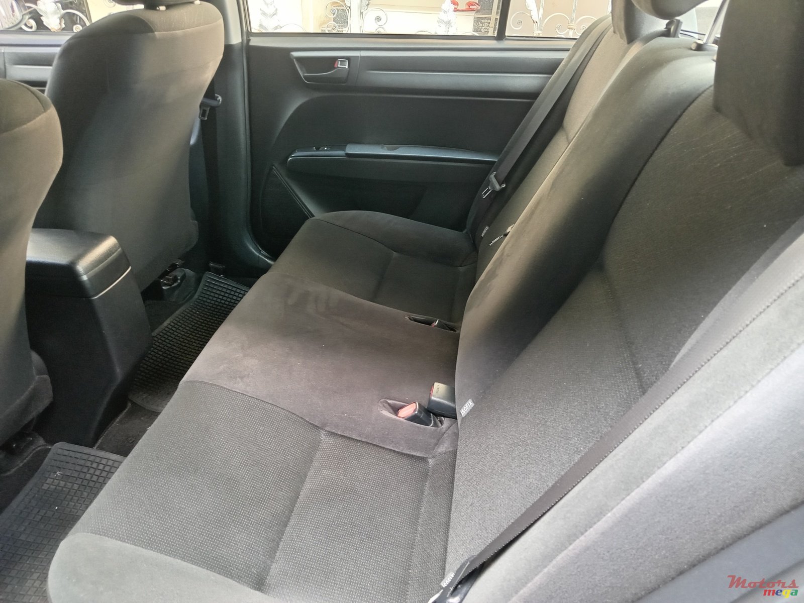 2018' Toyota Axio Automatic photo #6