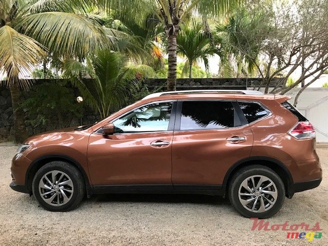 2016' Nissan X-Trail photo #2