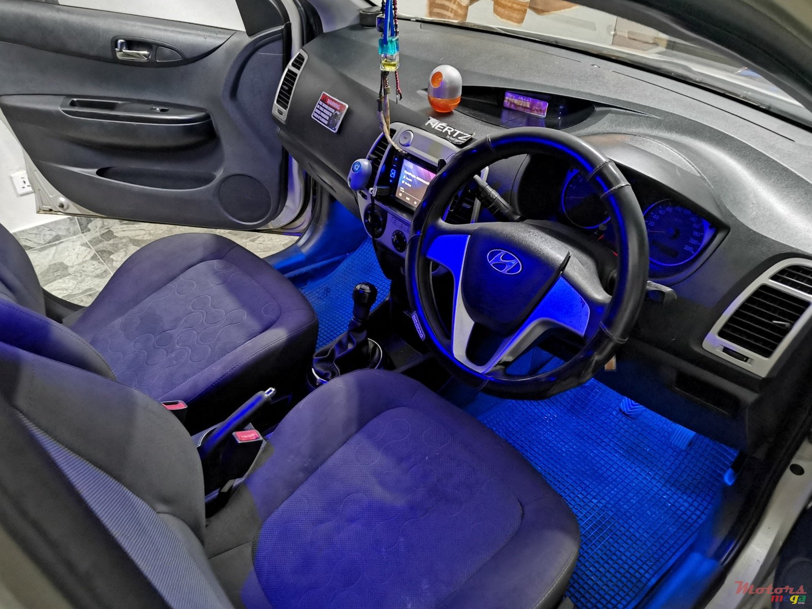 2012' Hyundai i20 photo #5