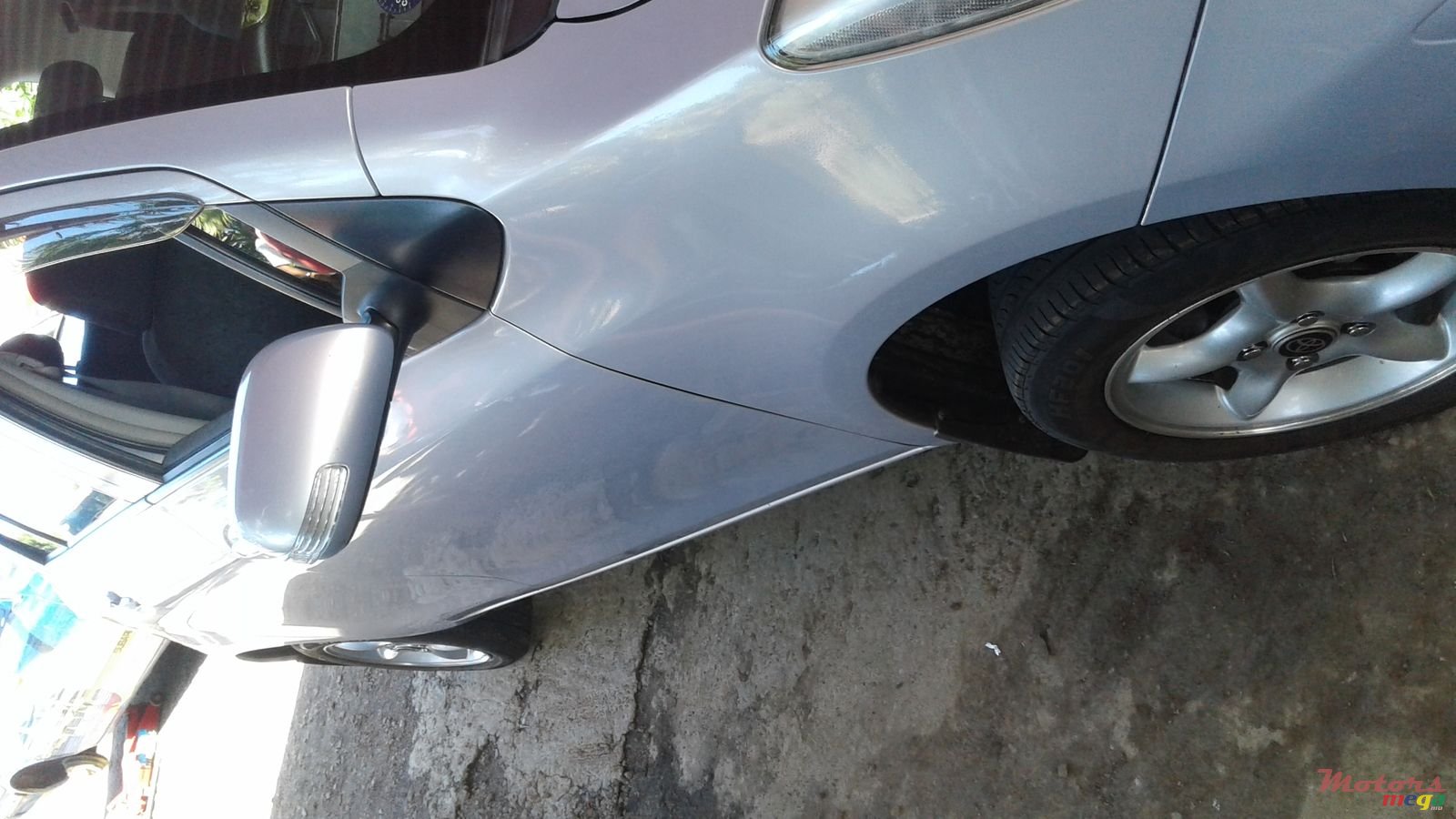 2010' Toyota Vitz photo #1