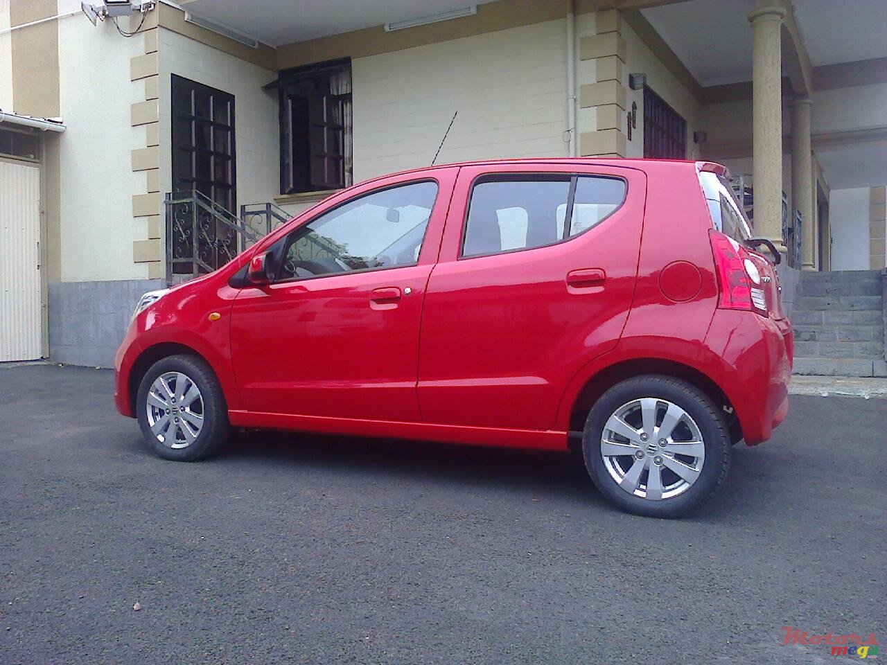 2012' Suzuki Celerio photo #4