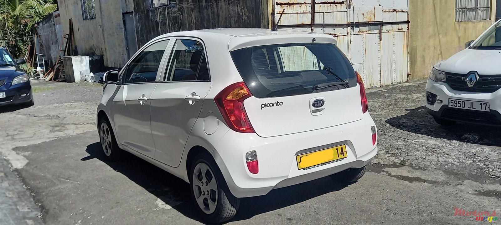 2014' Kia Picanto photo #3