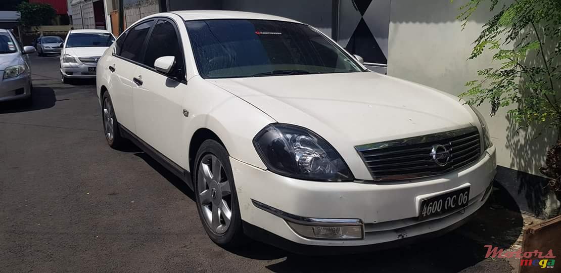 2006' Nissan Cefiro photo #2