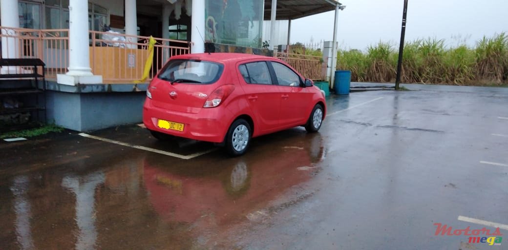 2012' Hyundai i20 photo #1