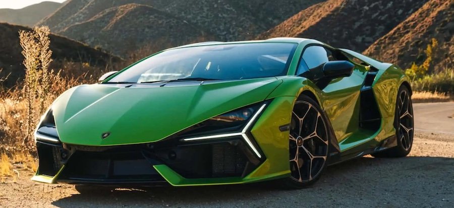 2025 Lamborghini Revuelto