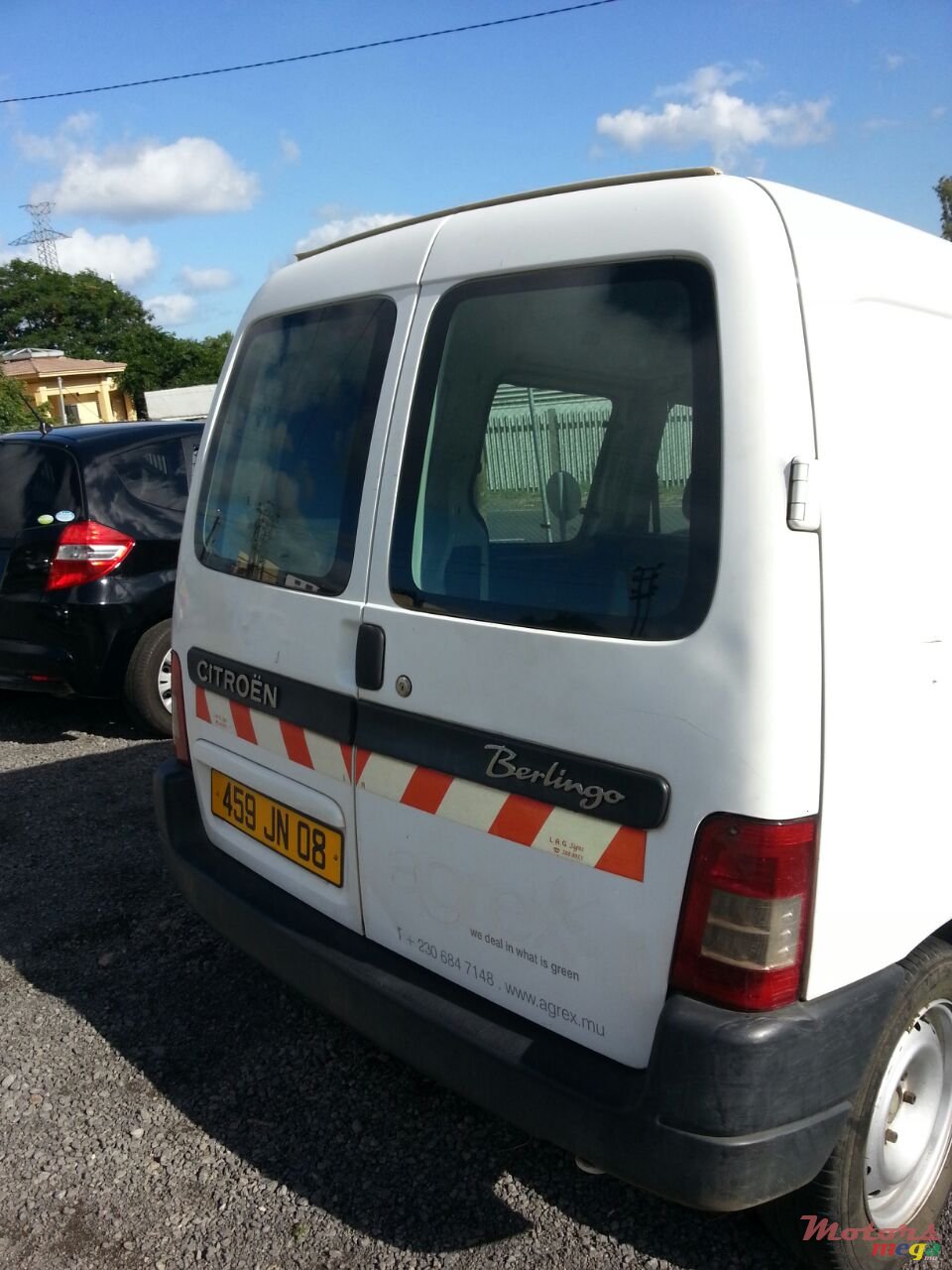 2008' Citroen Berlingo Goods Vehicle photo #2