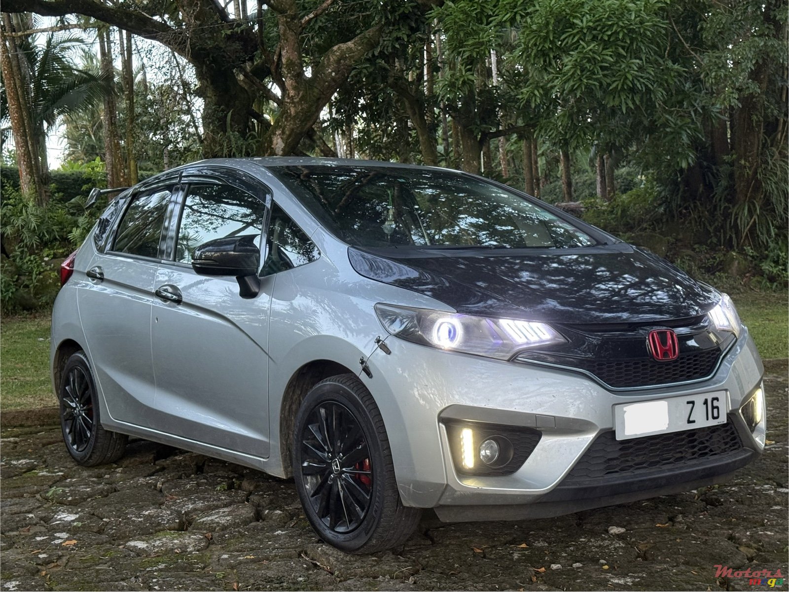 2016' Honda Fit photo #2