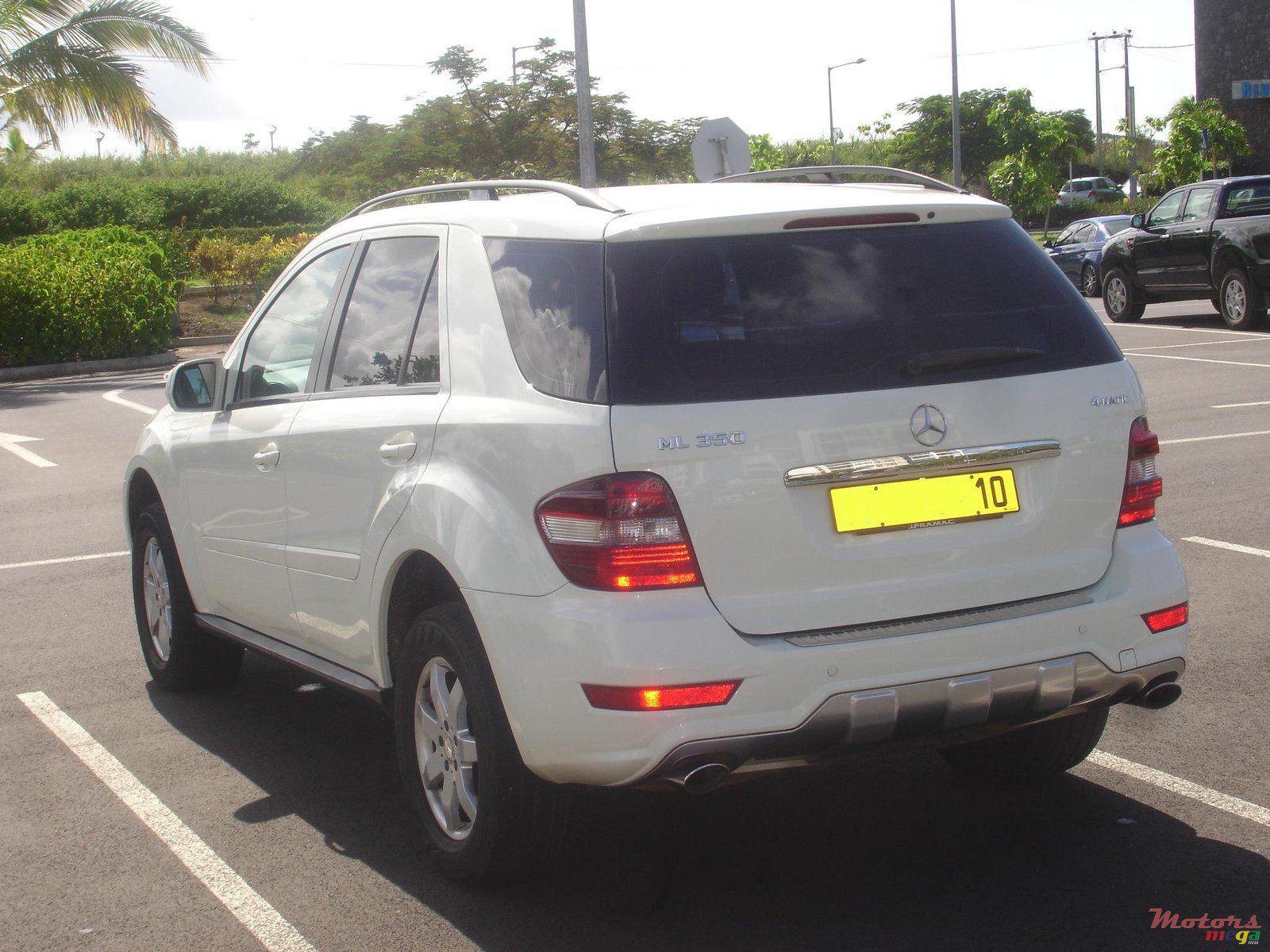 2010' Mercedes-Benz ML 350 4Matic V6 Essence  photo #5