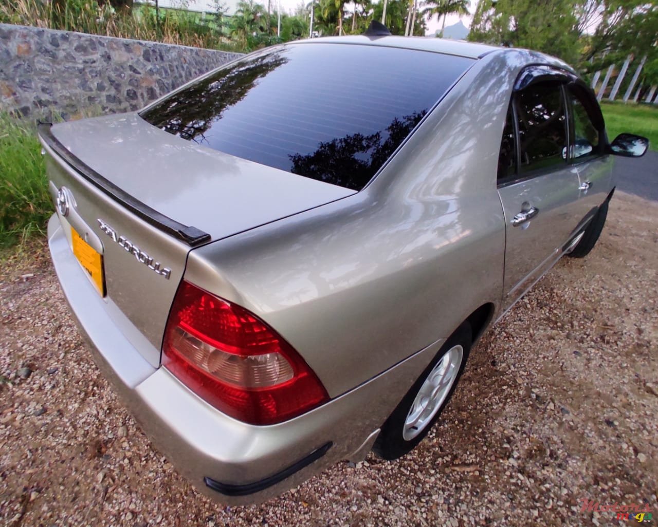 2001' Toyota Corolla NZE 121 photo #4