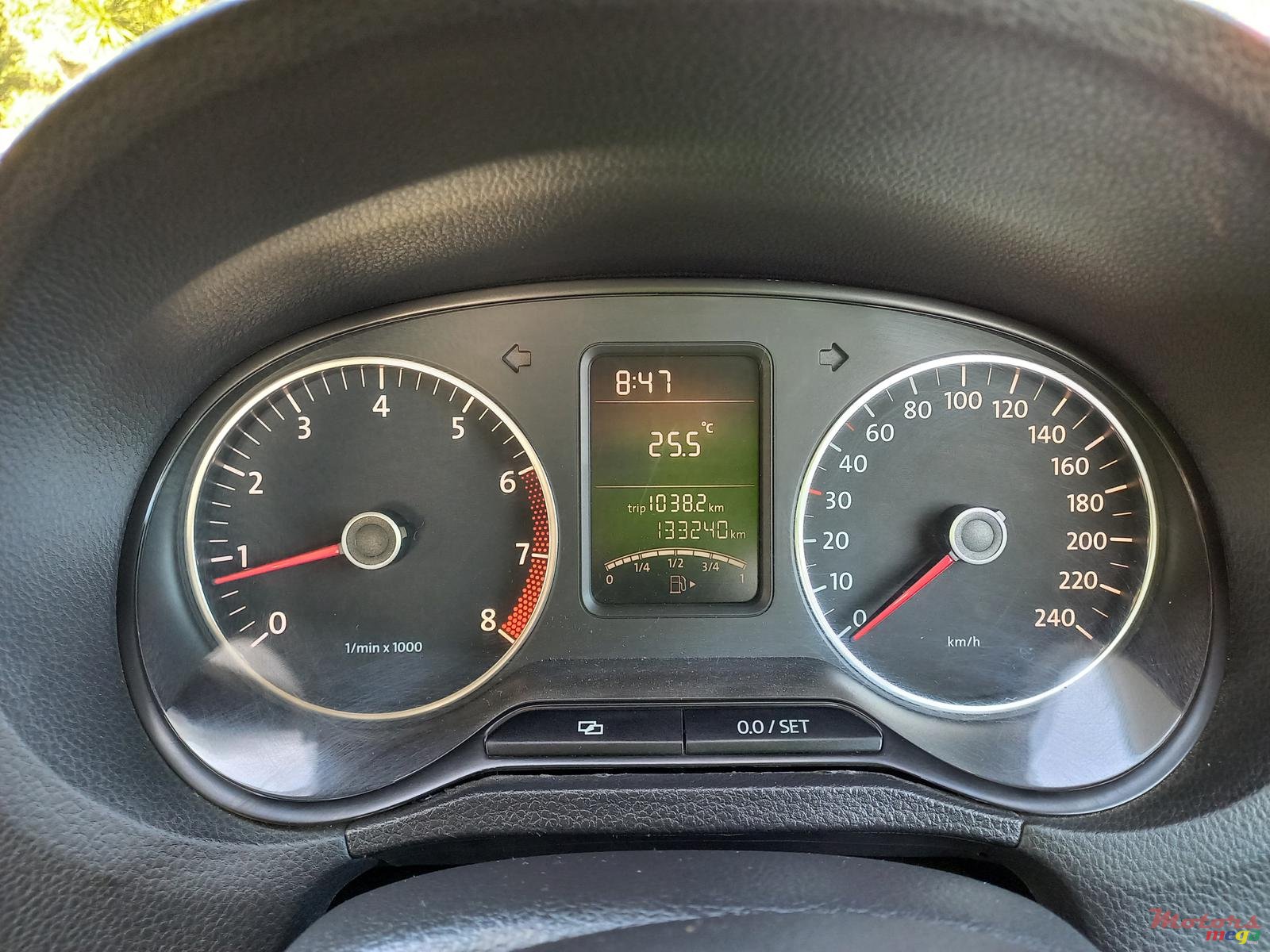 2011' Volkswagen Polo 1.4 photo #7