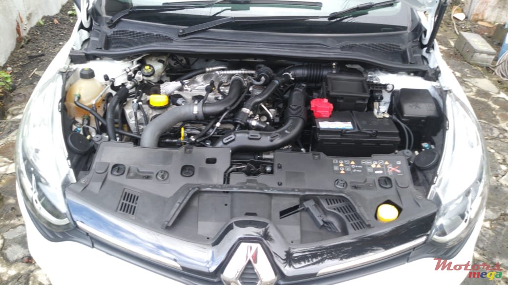 2017' Renault Clio photo #7