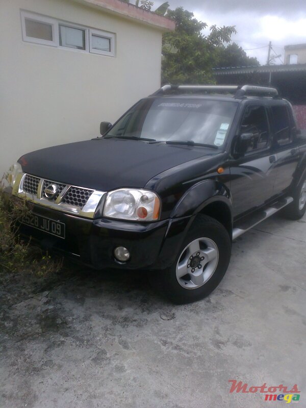 2009' Nissan Hardbody Predator 3.0 turbo photo #1