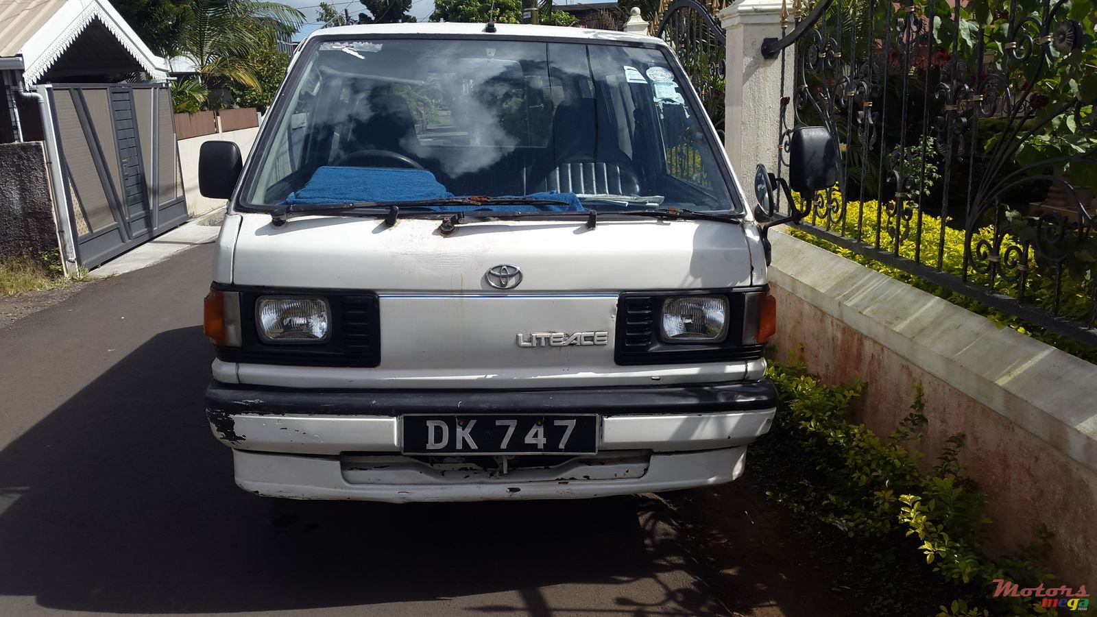 1989' Toyota LiteAce photo #2