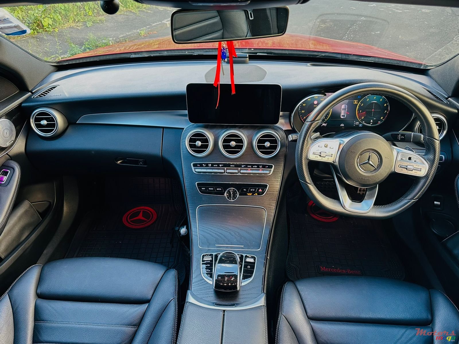 2019' Mercedes-Benz C 200 AMG photo #5