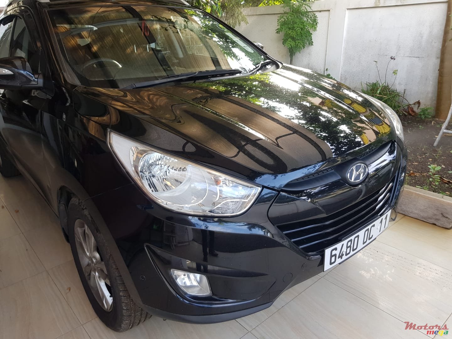 2011' Hyundai ix35 photo #1