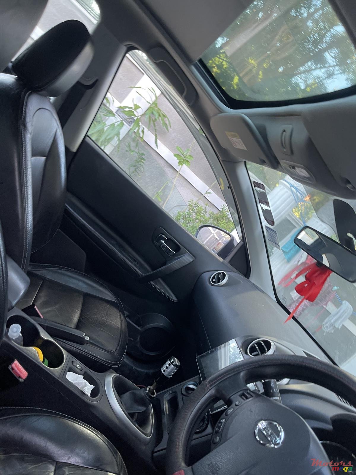 2014' Nissan Qashqai+2 Sport photo #1