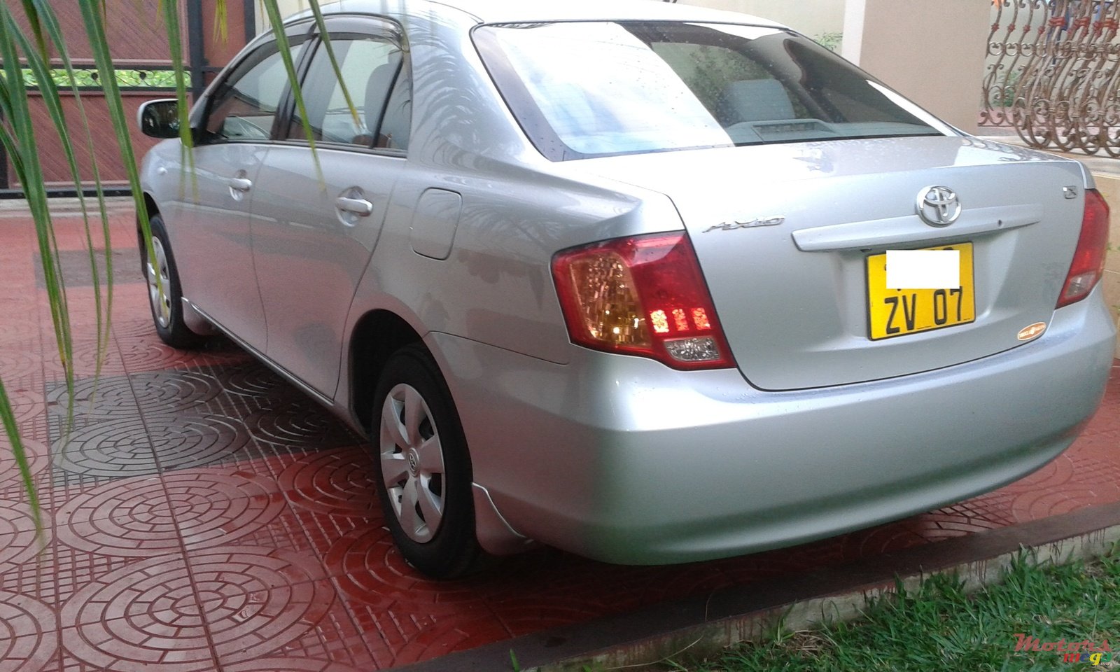 2007' Toyota Axio photo #5