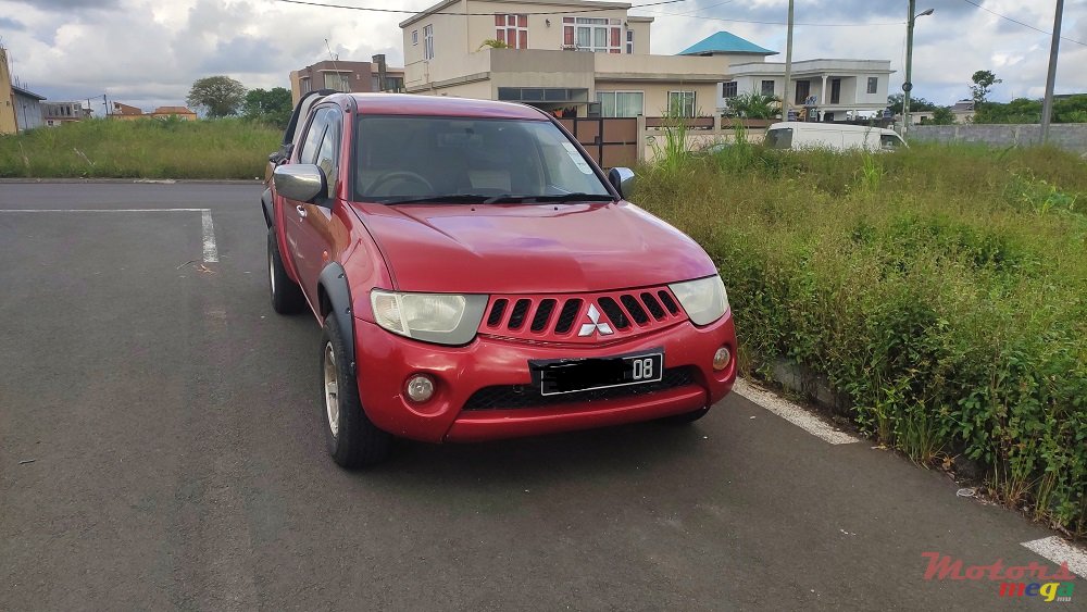 2008' Mitsubishi L 200 photo #1