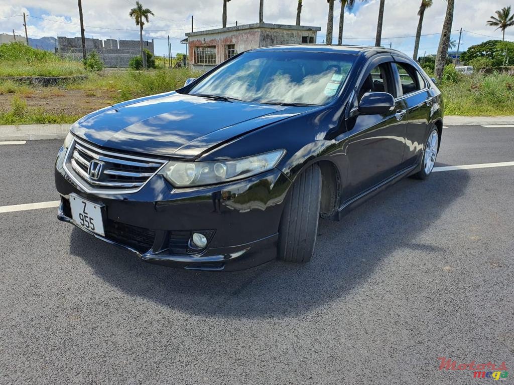 2010' Honda Accord photo #2