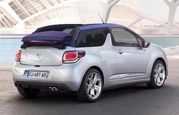 Citroën DS3 Tears the Roof Off
