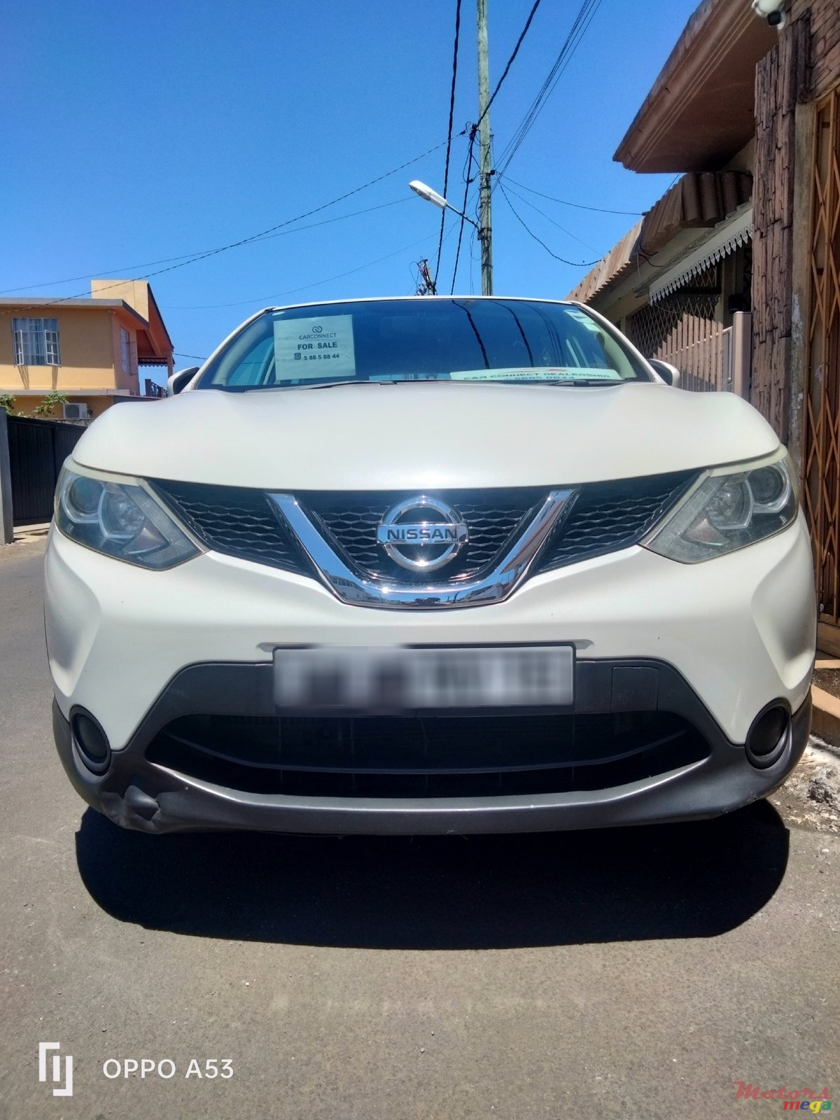 2016' Nissan photo #1