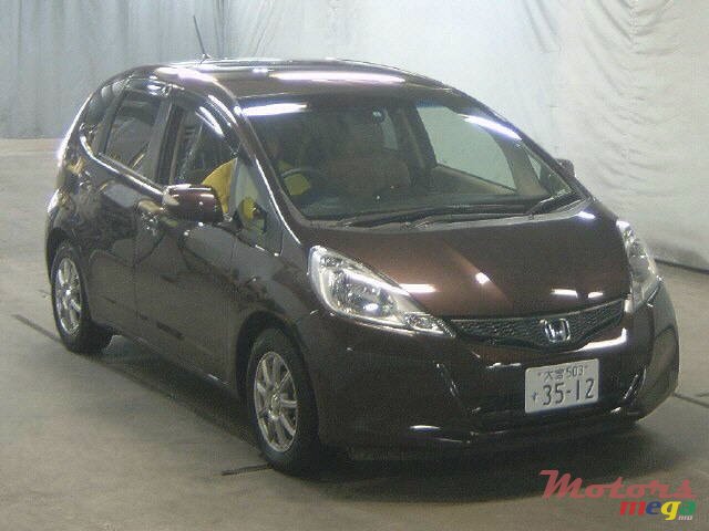 2013' Honda Fit photo #1