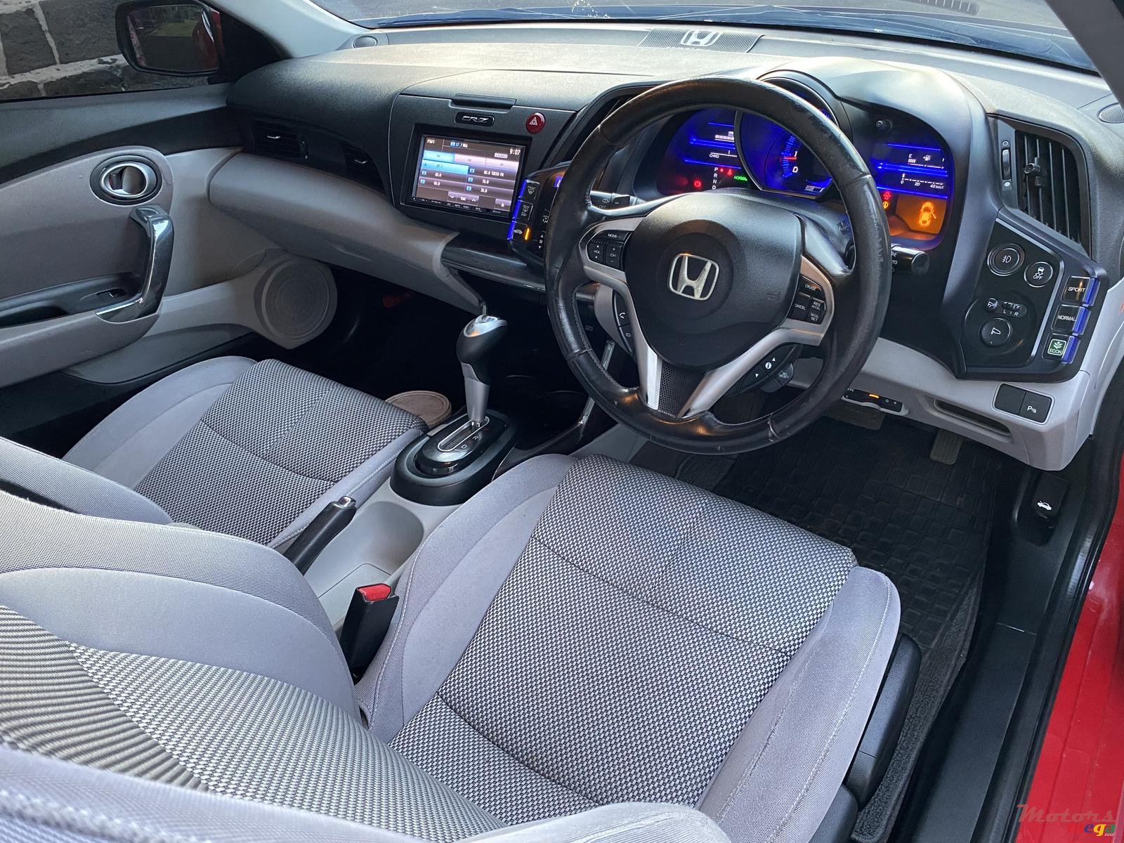 2011' Honda CR-Z photo #6