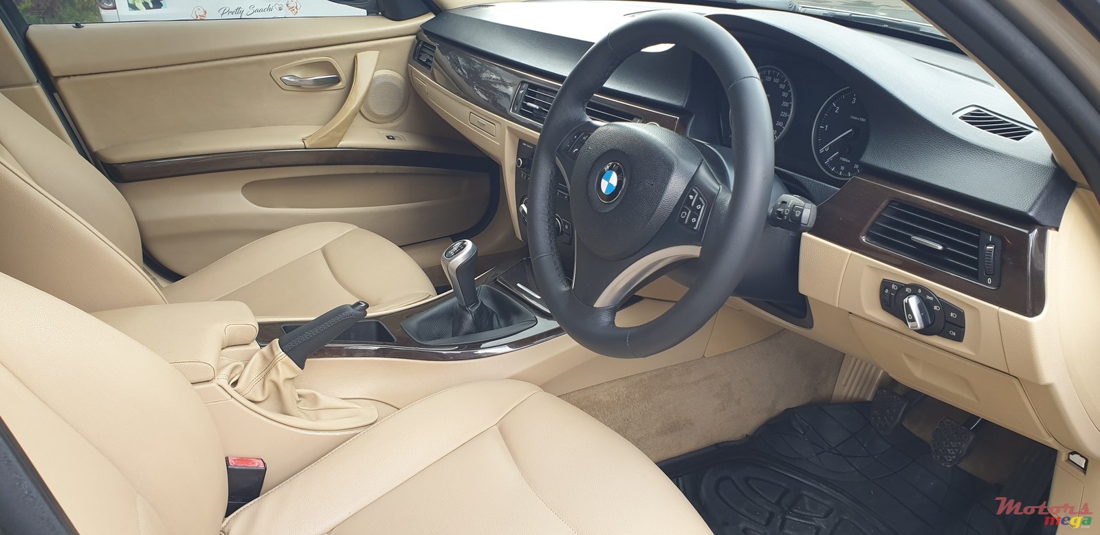 2011' BMW 316 photo #6