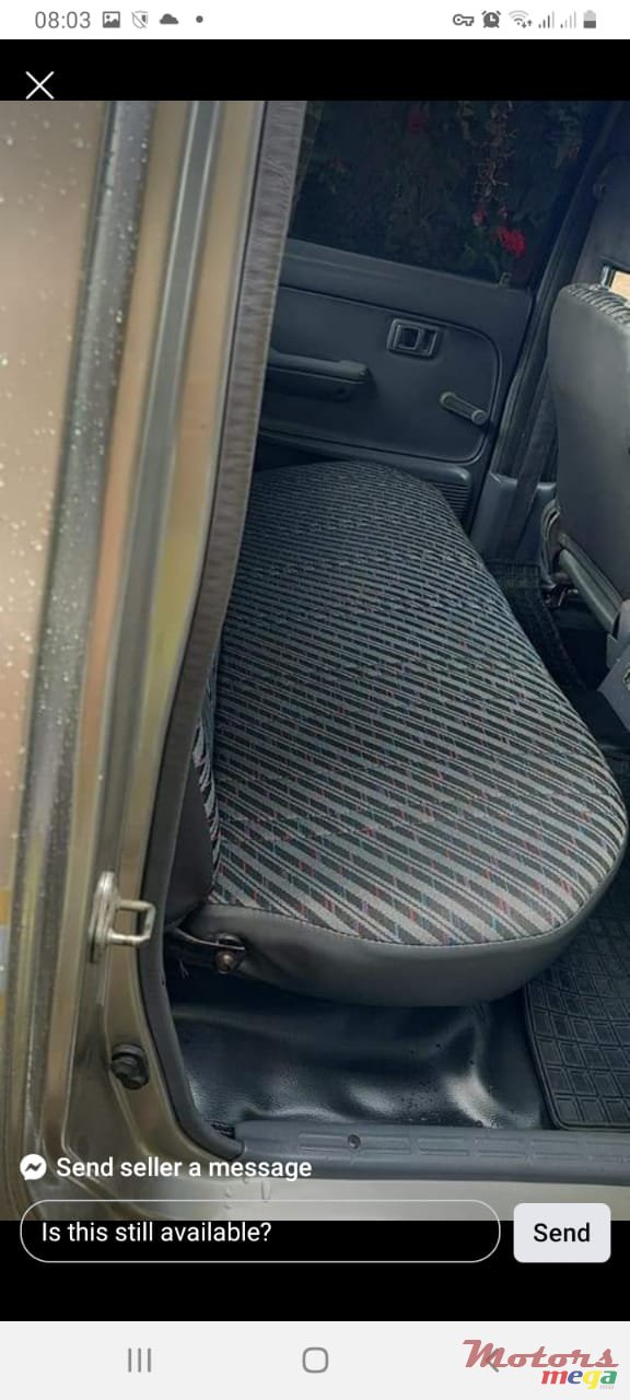 2004' Toyota Hilux photo #4