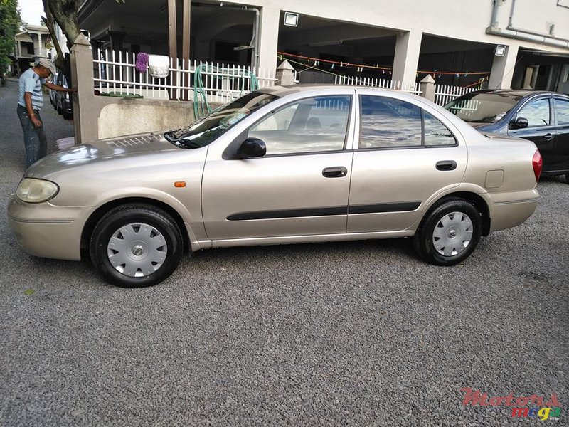 2008' Nissan Sunny N17 photo #3