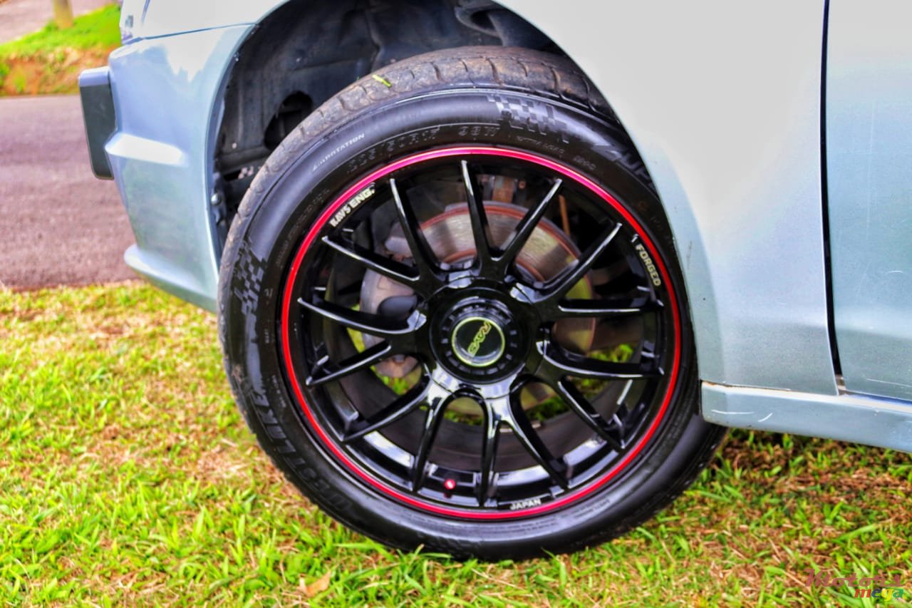 2008' Mitsubishi photo #6