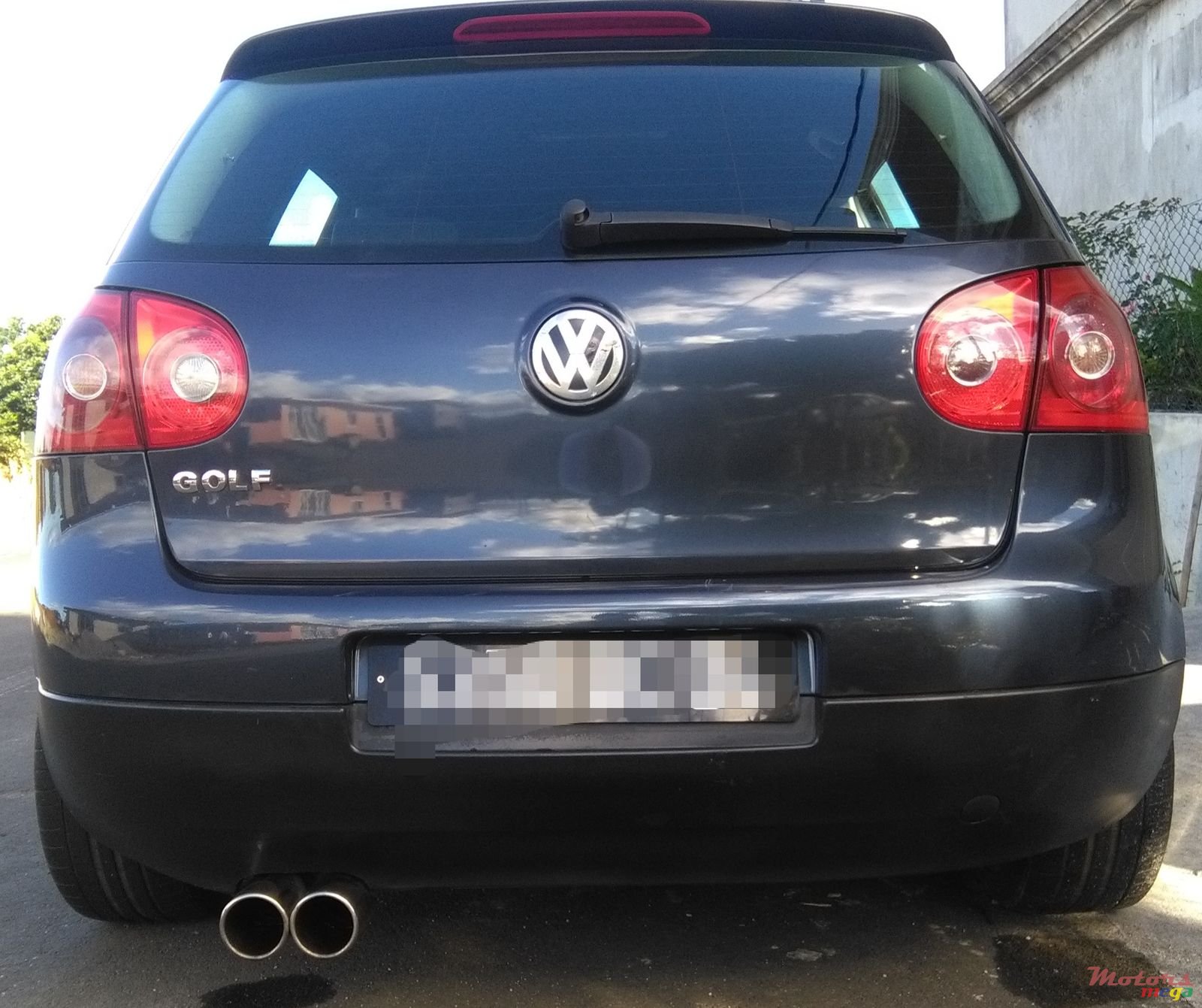 2004' Volkswagen Golf V photo #3