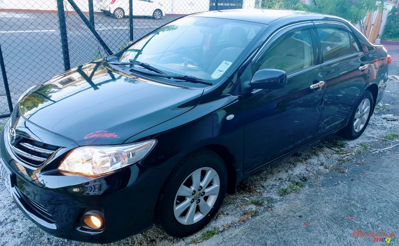 2013' Toyota Corolla photo #6