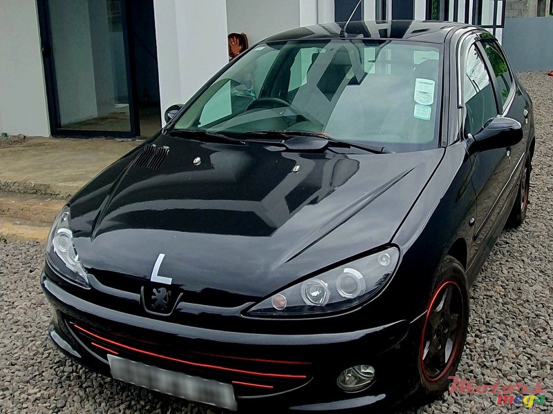 2008' Peugeot 206 photo #3
