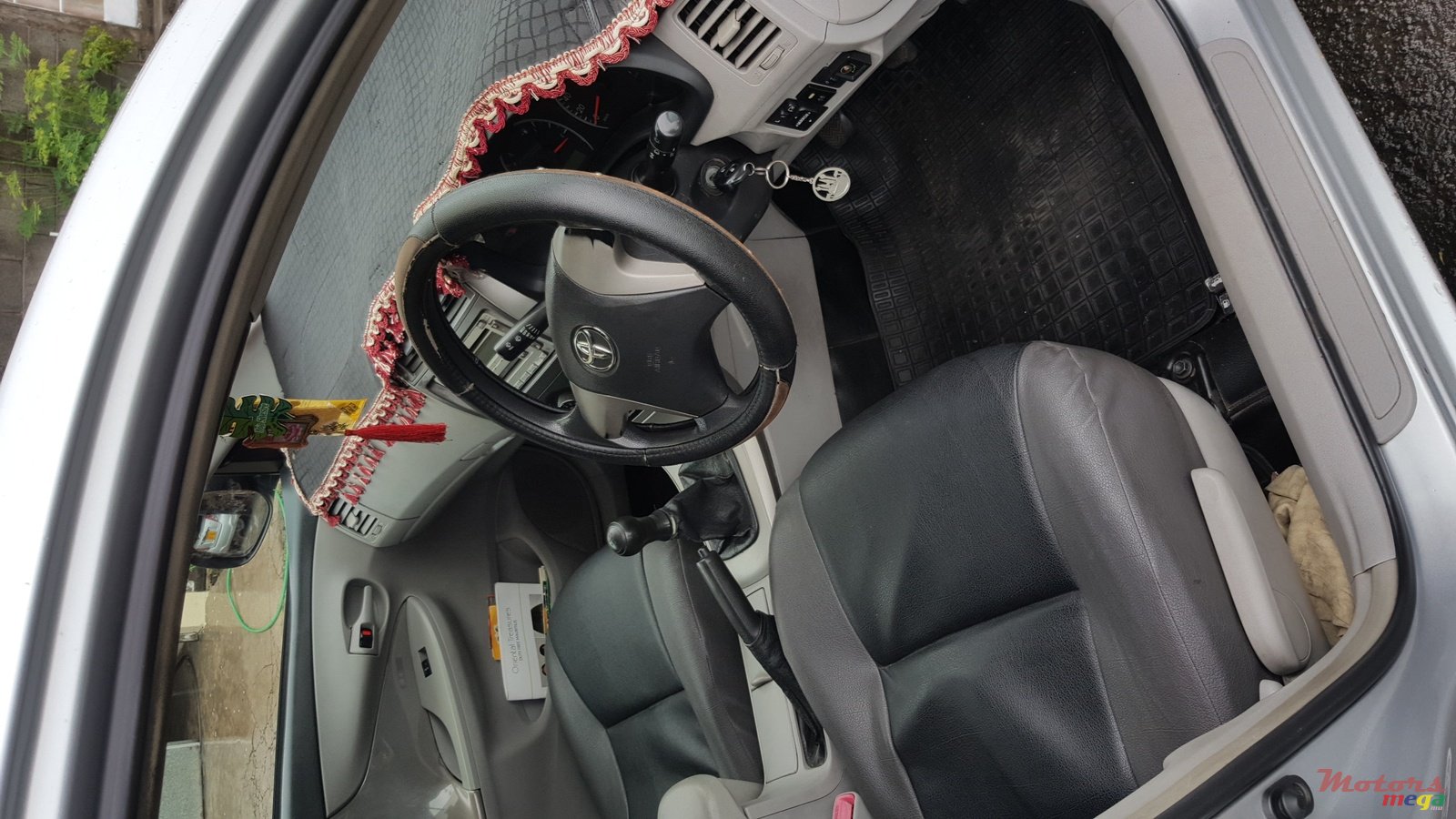 2007' Toyota Axio photo #3