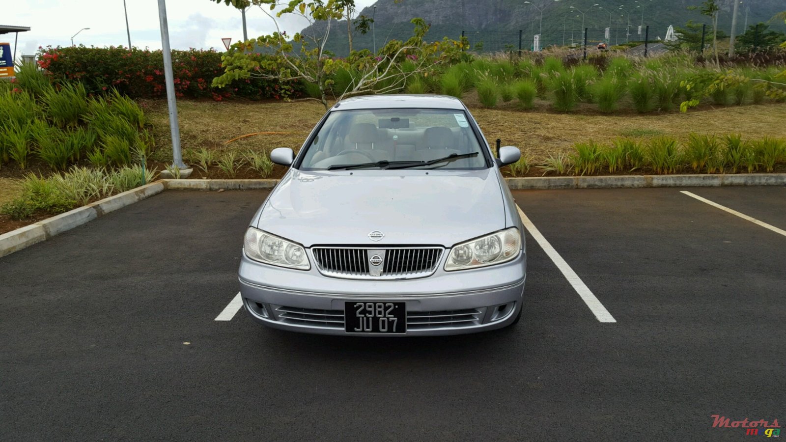 2007' Nissan N17 photo #2