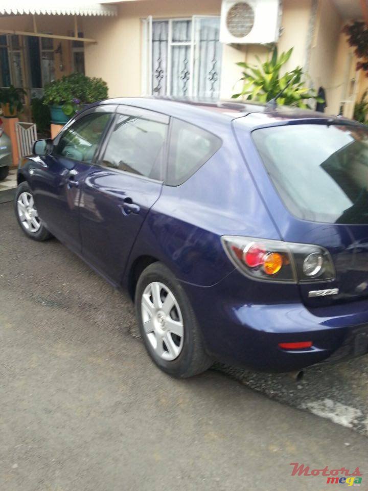 2006' Mazda Axela photo #2