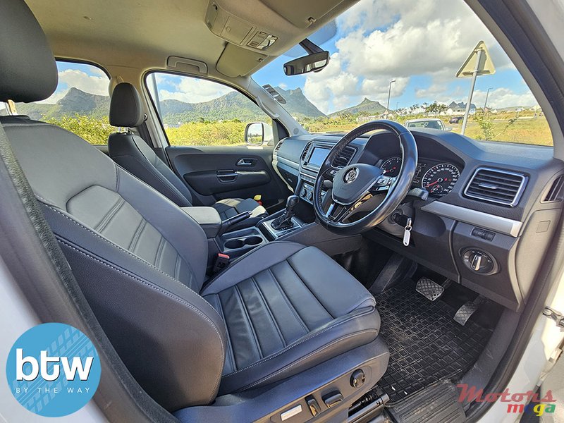 2021' Volkswagen Amarok V6 4motion photo #5