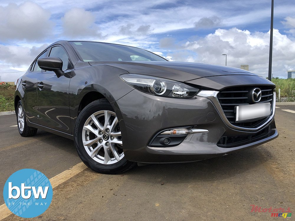2018' Mazda 3 photo #1