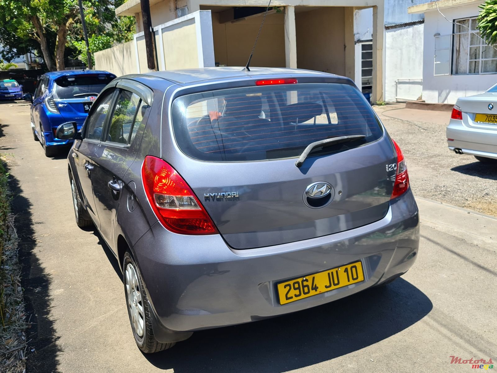 2011' Hyundai i20 Manual photo #3