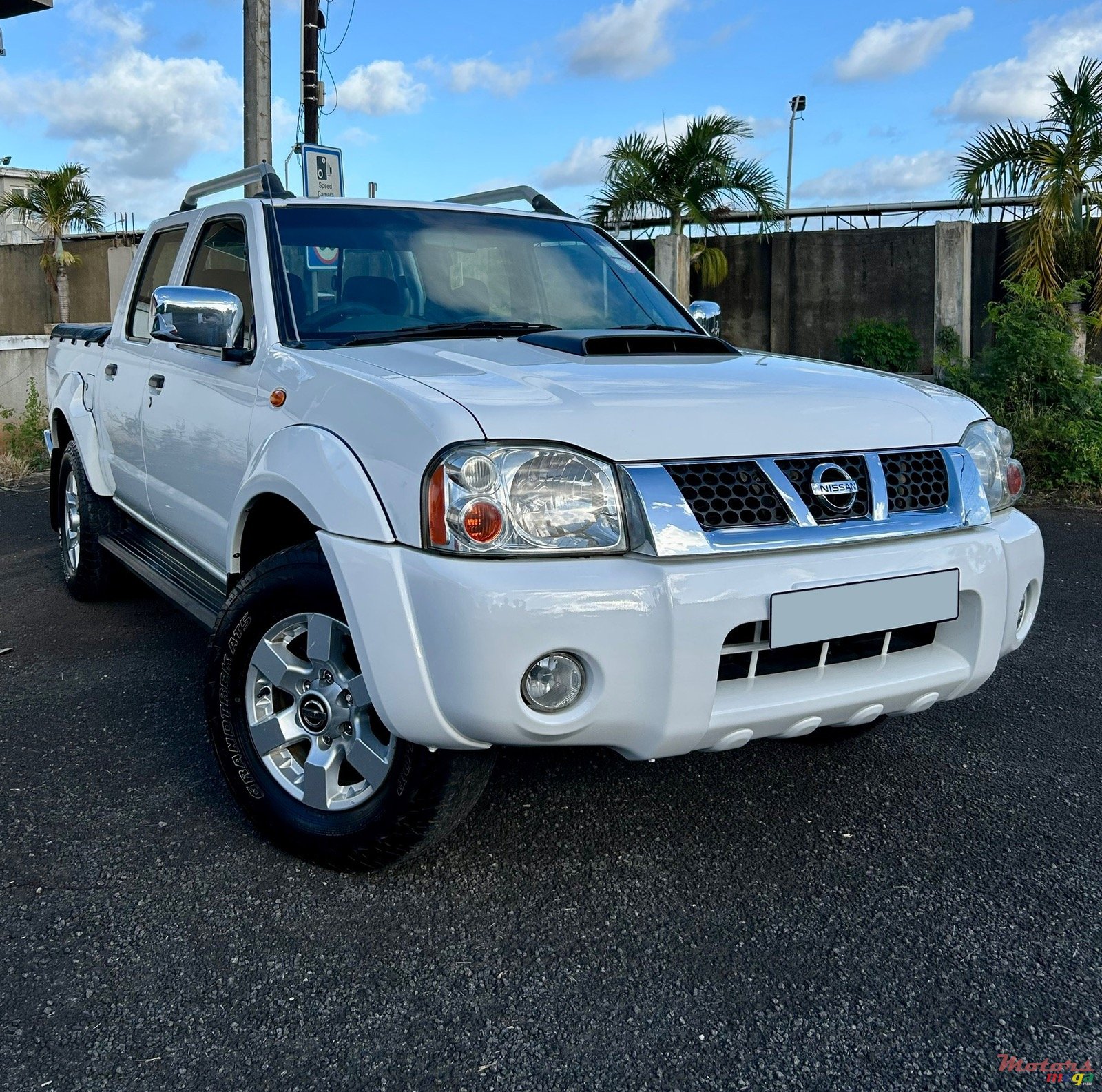 2019' Nissan NP300 Pickup Hardbody 2x4 photo #1