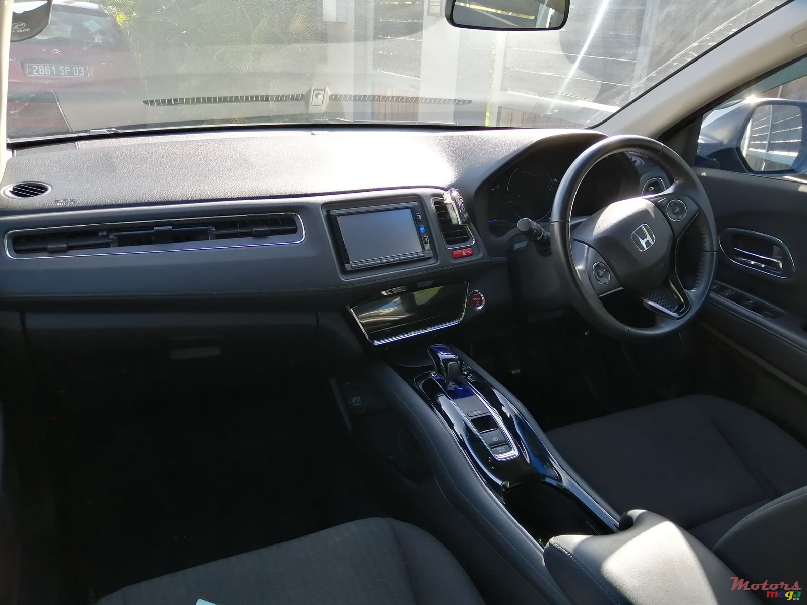 2015' Honda HR-V Vezel photo #6