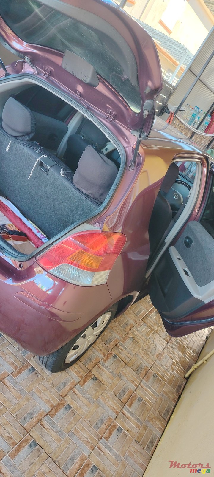 2010' Toyota Vitz Origin photo #6