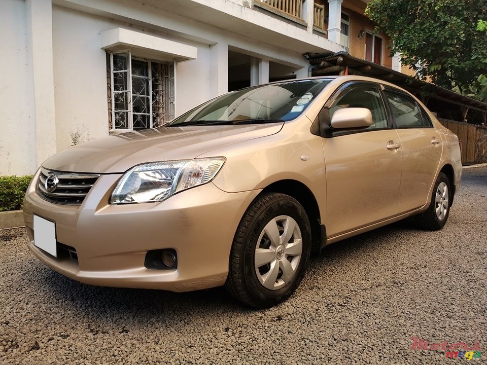 2009' Toyota Axio photo #4