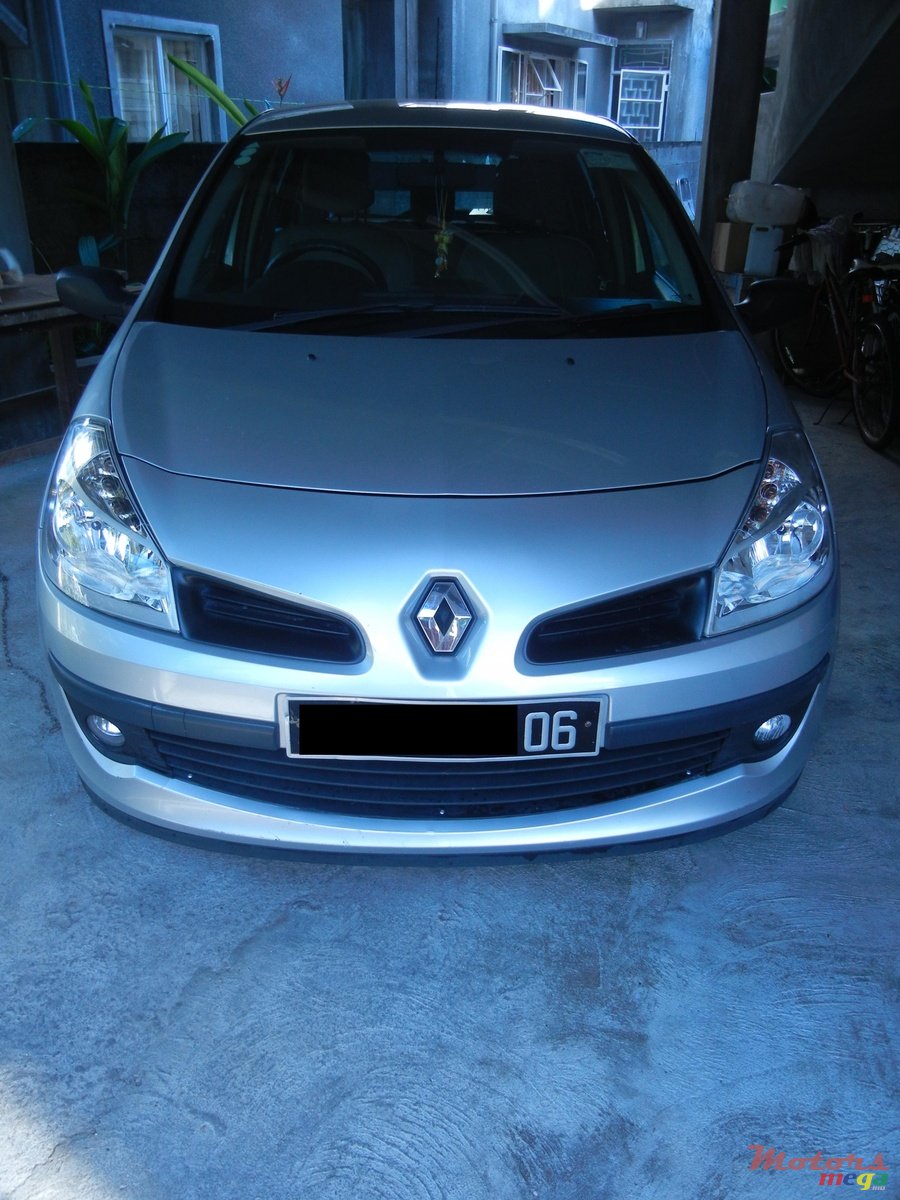 2006' Renault 3 photo #1