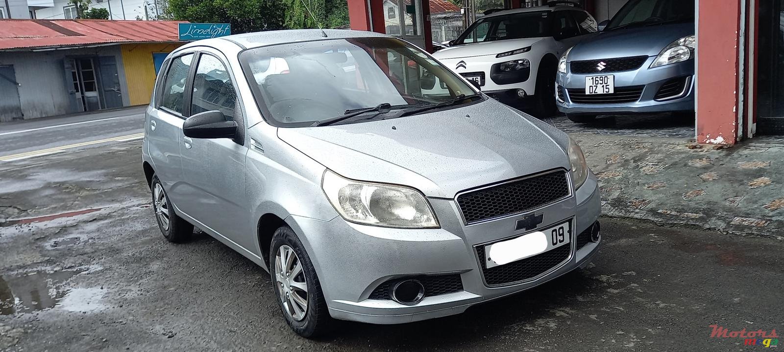 2009' Chevrolet Aveo photo #2