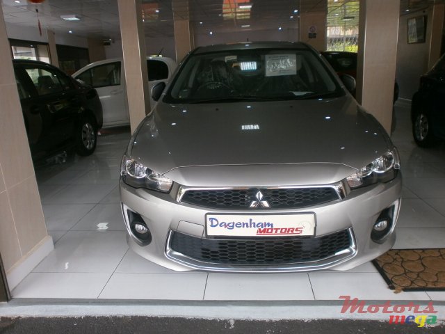 2016' Mitsubishi Lancer EX photo #1